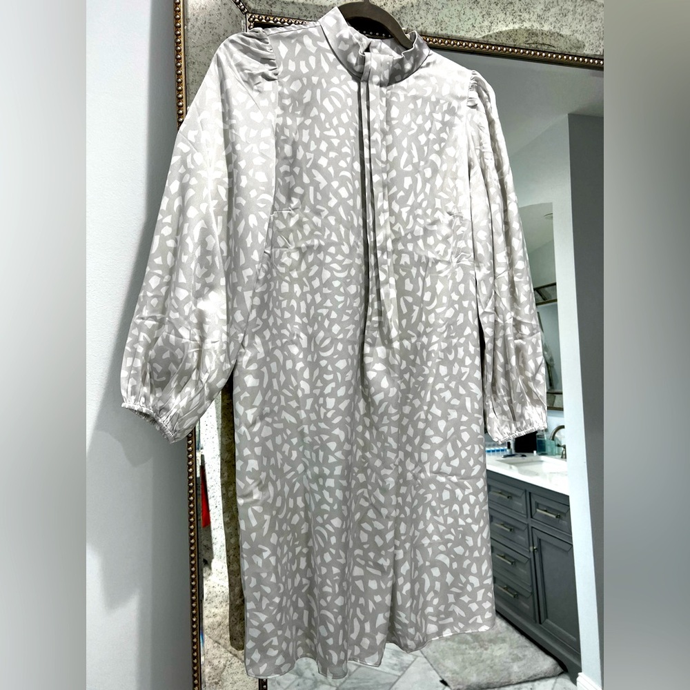 Ann Taylor Elegant White and Gray Dress